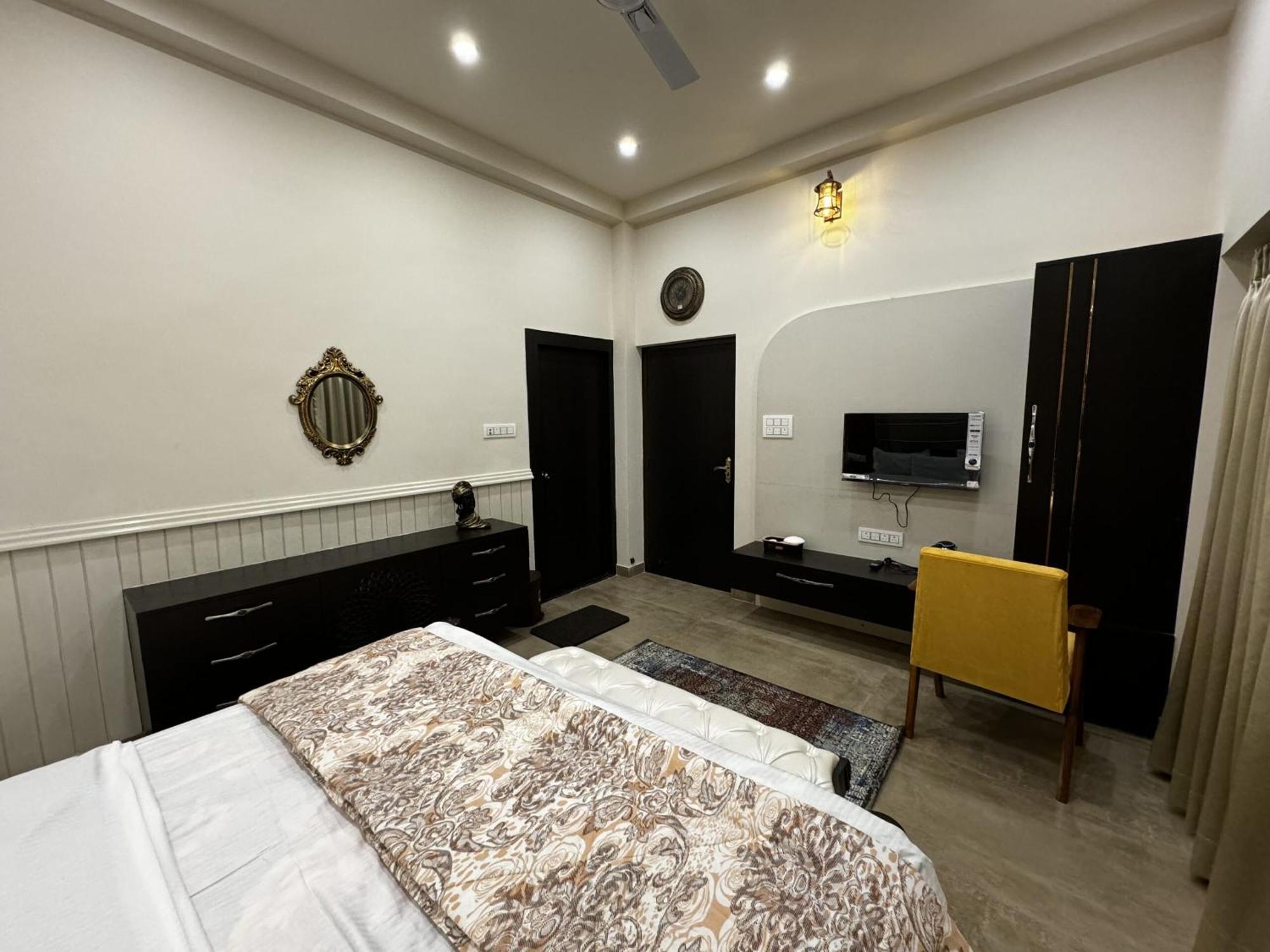 Chaitali The Villa Shānti Niketan Kültér fotó